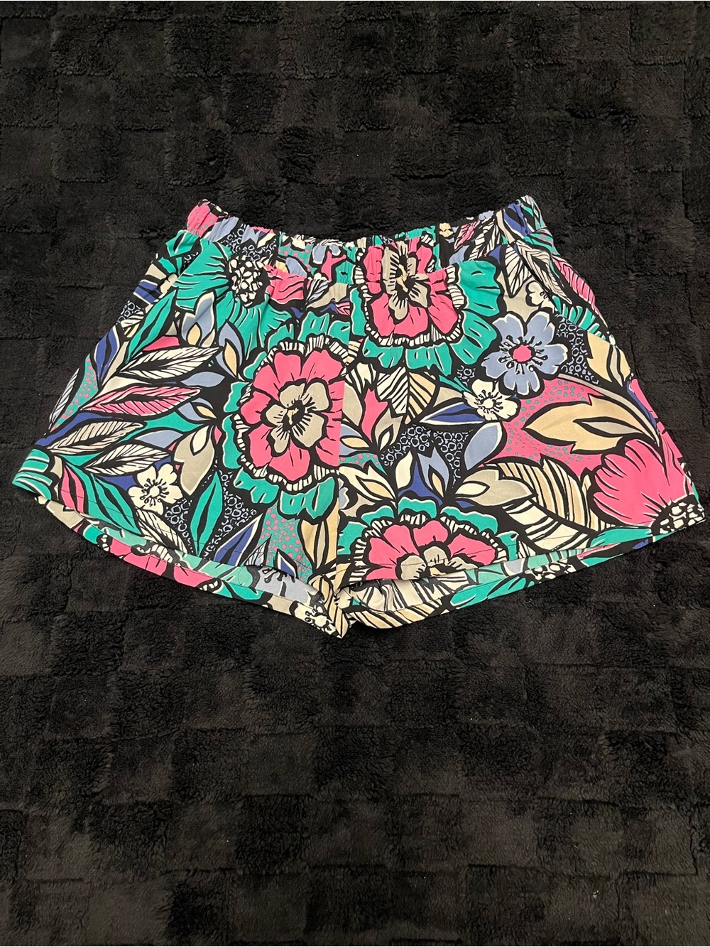 Tyche Floral Shorts women medium USA tropical vacation beachy cruise resort luau